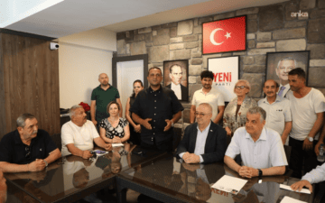 YENİ Parti