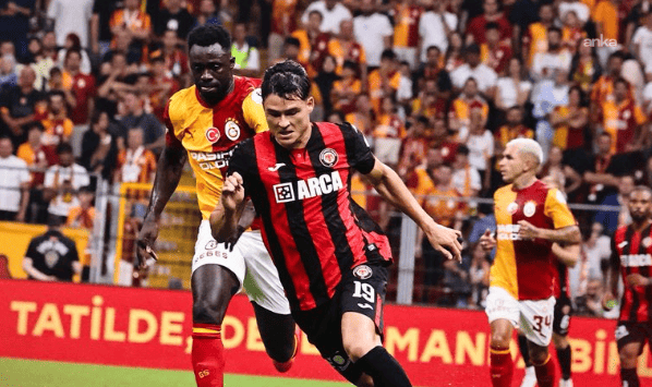 Osimhen gol