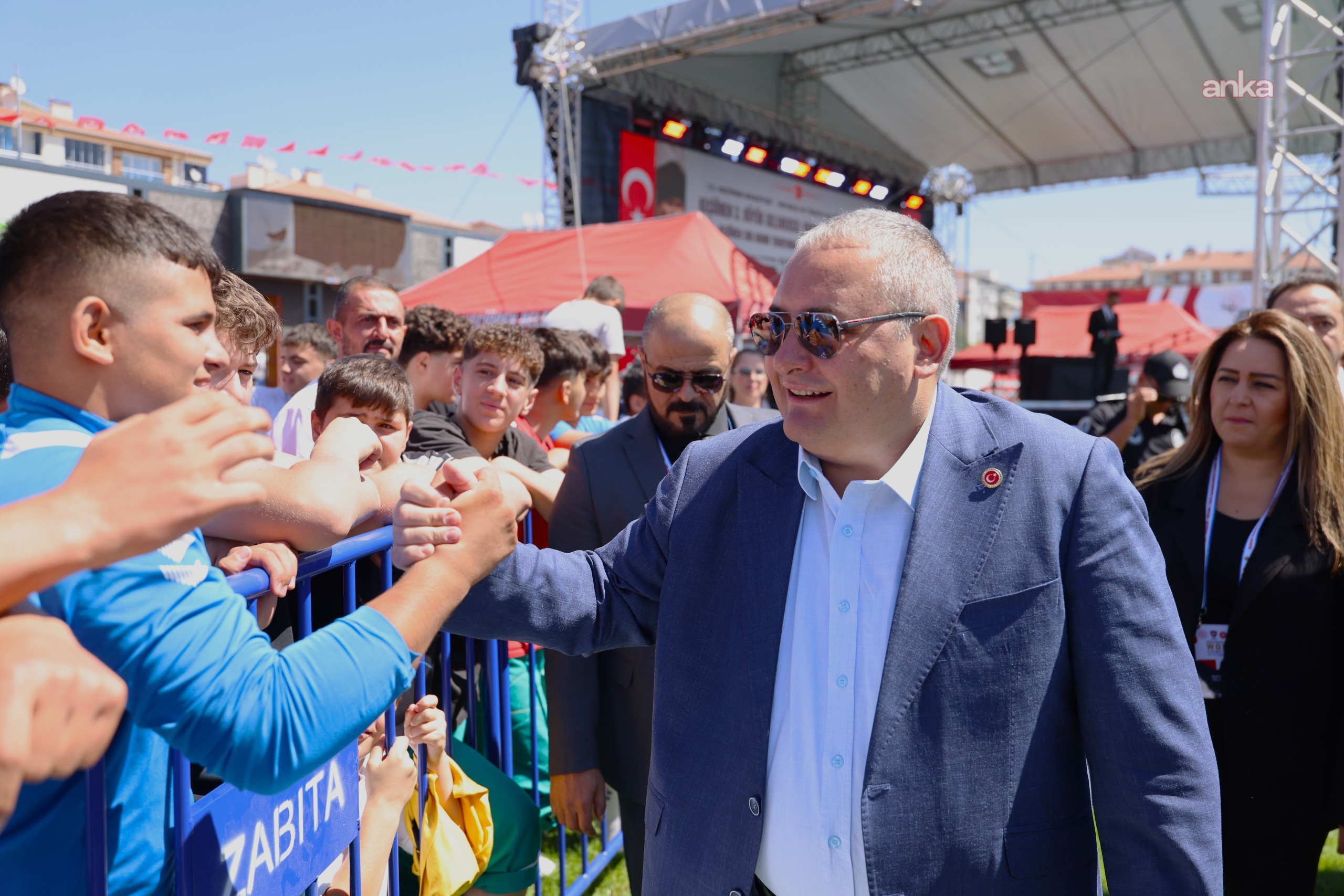 Karakucak Güreş